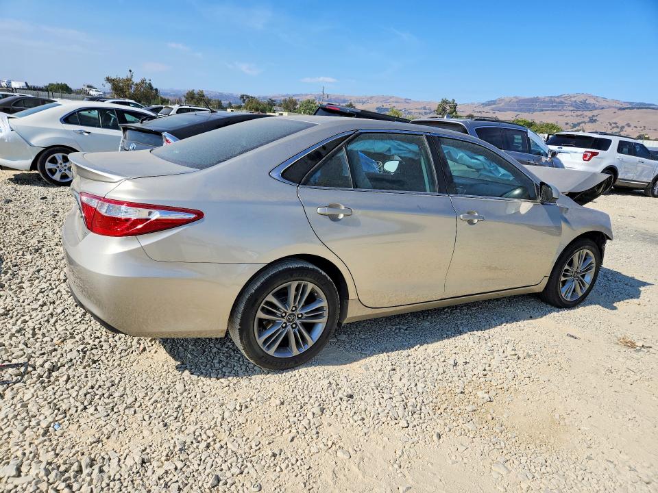 Photo 3 from auction – 2017 TOYOTA CAMRY with VIN 4T1BF1FK4HU388274