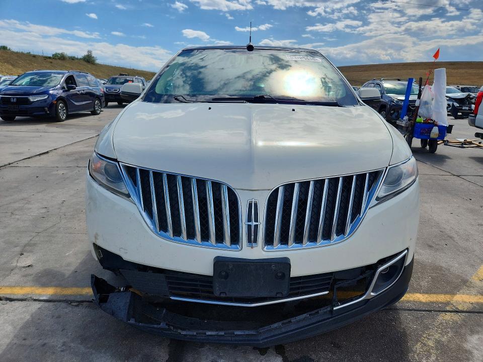 Photo 5 from auction – 2013 LINCOLN MKX with VIN 2LMDJ8JKXDBL28401