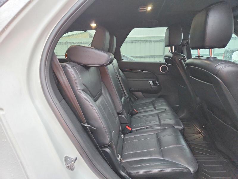 Photo 10 from auction – 2017 LAND ROVER DISCOVERY with VIN SALRGBBV6HA042453
