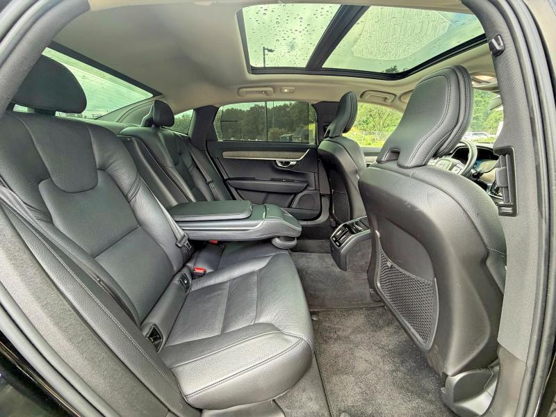 Foto 6 de la subasta – 2023 VOLVO S90 PLUS con VIN LVY062MN5PP350718