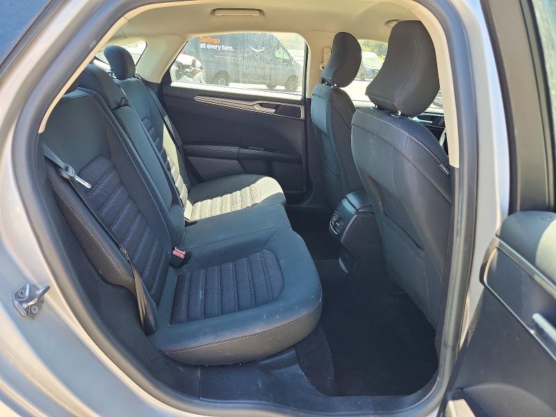 Photo 10 from auction – 2017 FORD FUSION with VIN 3FA6P0HD3HR293603