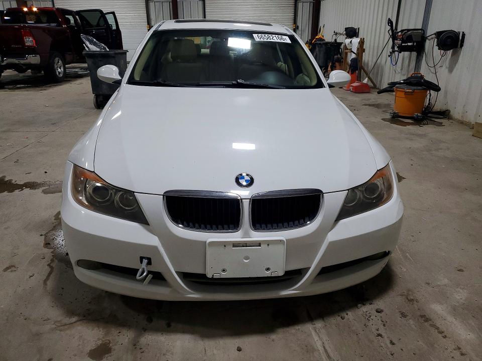 Photo 5 from auction – 2006 BMW 325 with VIN WBAVB13566KX44970
