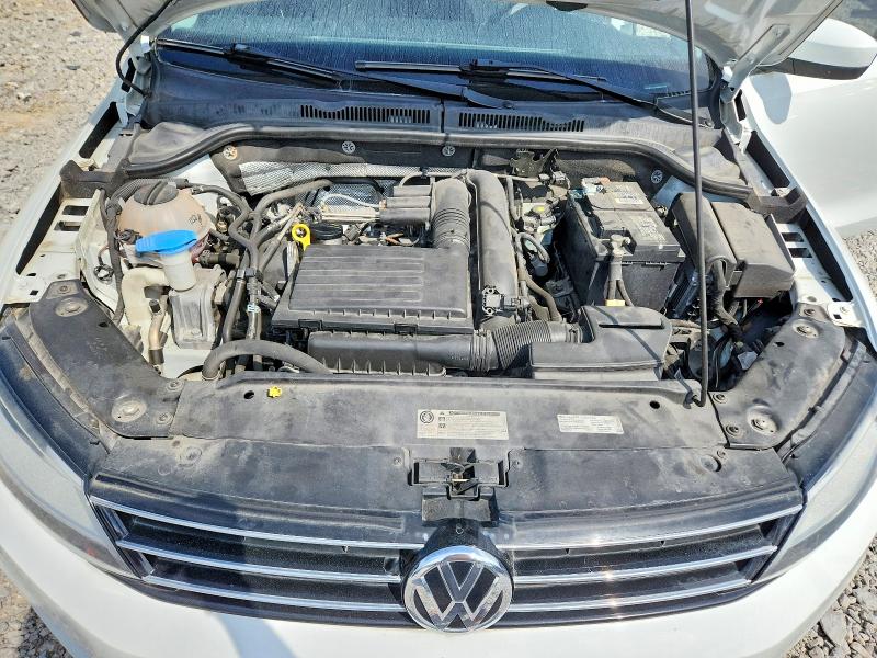 Photo 11 from auction – 2017 VOLKSWAGEN JETTA with VIN 3VW2B7AJ3HM403494