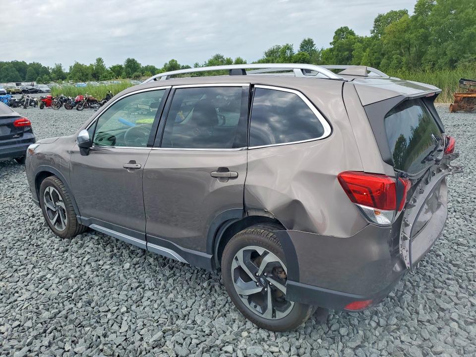 Photo 2 from auction – 2022 SUBARU FORESTER with VIN JF2SKARC8NH405913