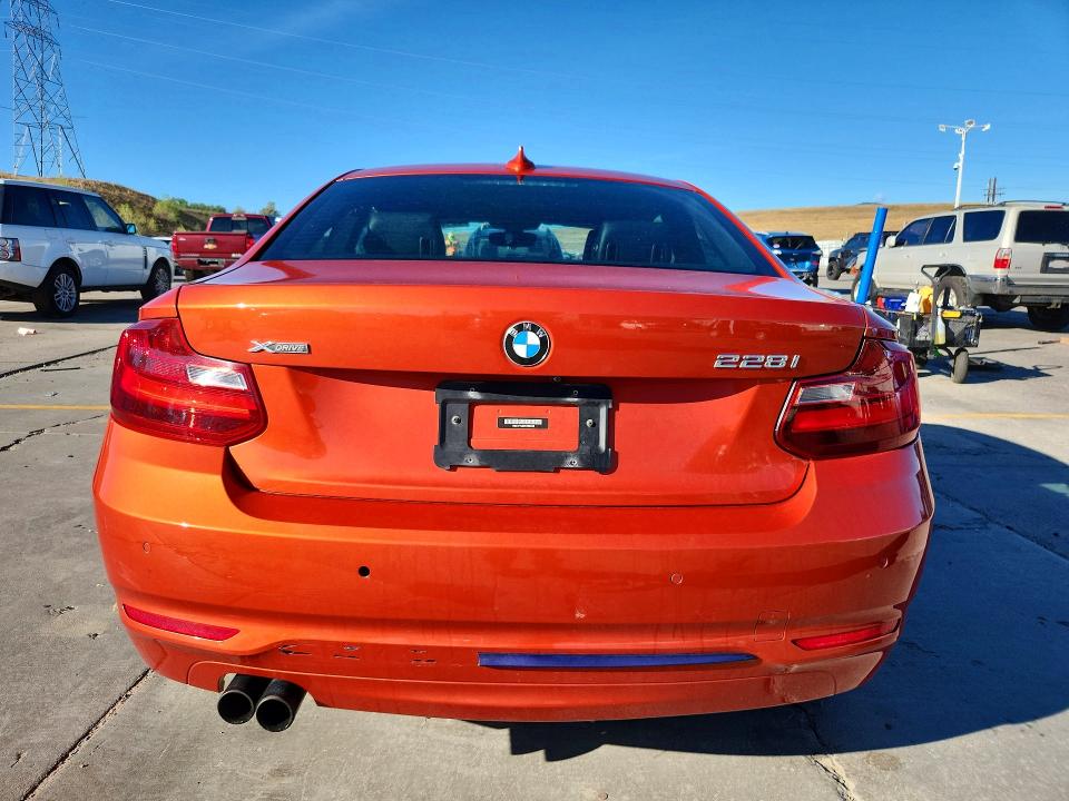 Photo 6 from auction – 2015 BMW 228 with VIN WBA1F7C58FVX96038