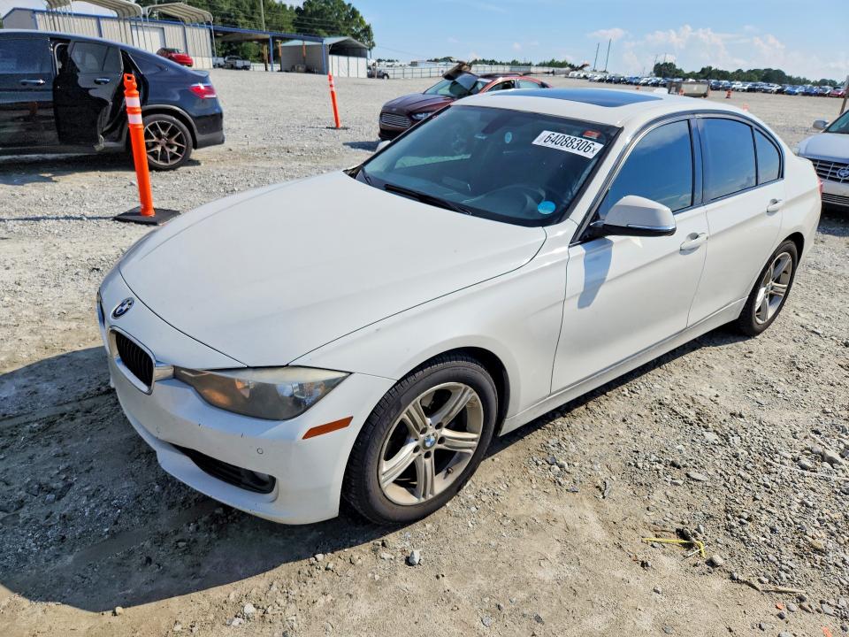 BMW 328 2015 with VIN WBA3A5C52FF607180 - Photo from auction