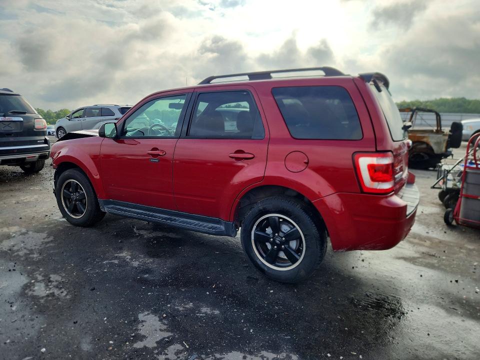 Photo 2 from auction – 2009 FORD ESCAPE with VIN 1FMCU93G39KC58203