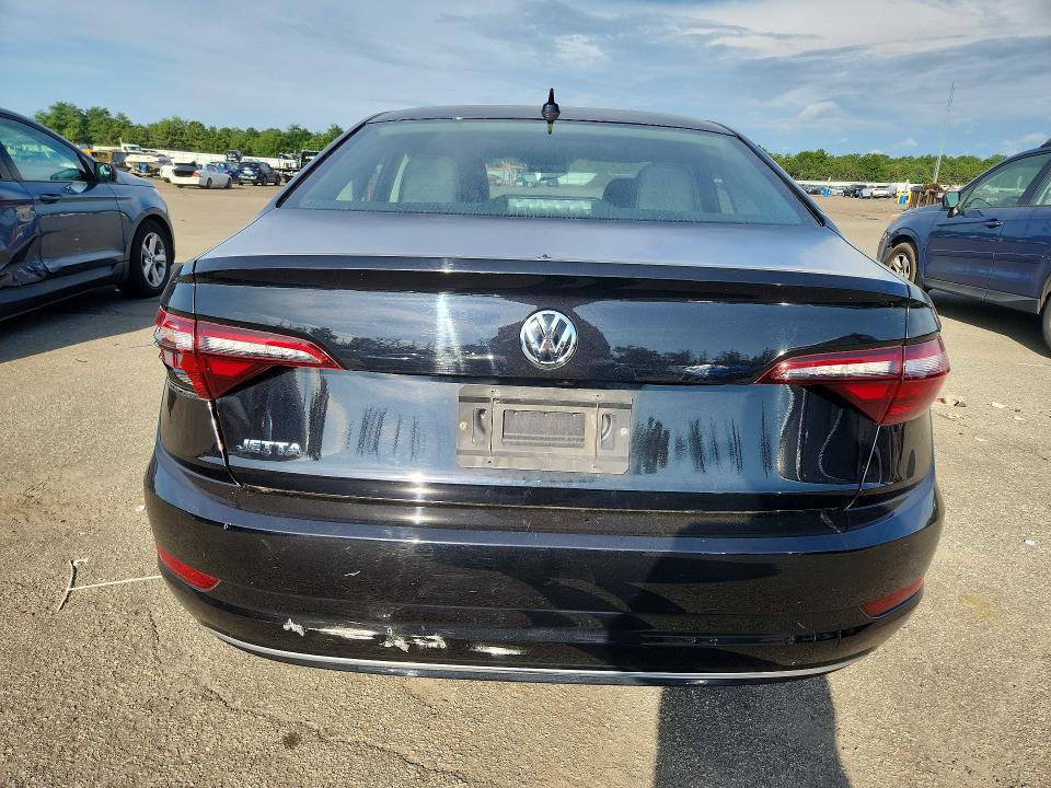 Снимка 6 от търг – 2021 VOLKSWAGEN JETTA с VIN 3VWC57BUXMM100453