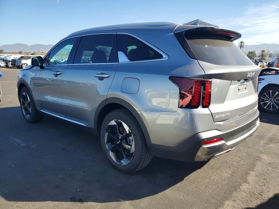 Photo 2 from auction – 2026 KIA SORENTO with VIN KNDRH4JGXT5476752