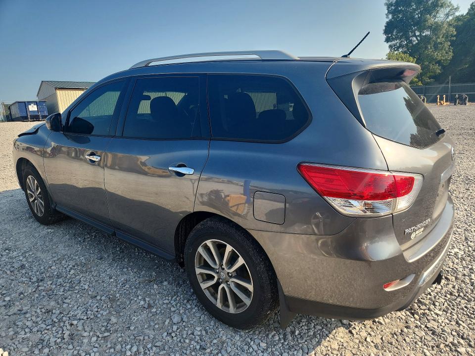 Photo 2 from auction – 2015 NISSAN PATHFINDER with VIN 5N1AR2MMXFC711548