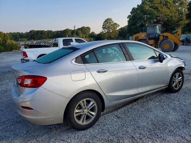 Photo 3 from auction – 2017 CHEVROLET CRUZE with VIN 3G1BE5SM6HS519087