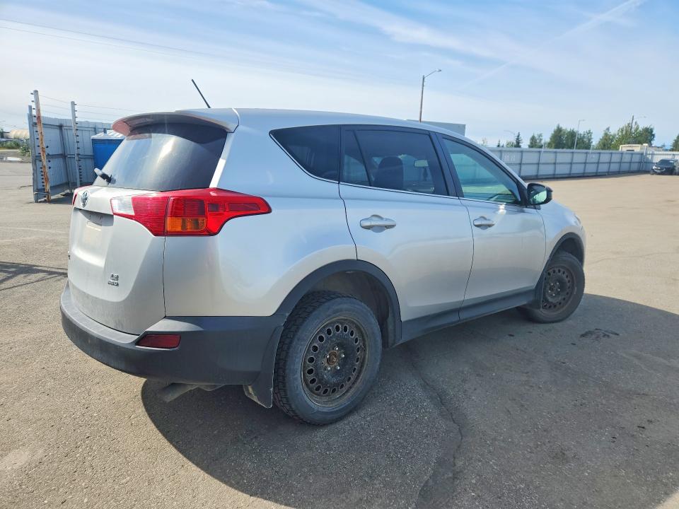 Photo 3 from auction – 2013 TOYOTA RAV4 with VIN 2T3BFREV4DW037019