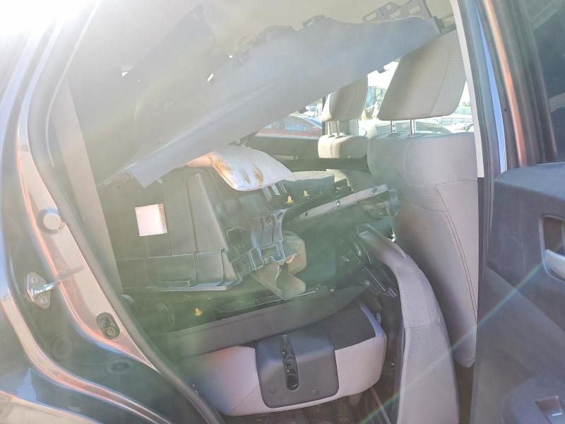 Photo 10 from auction – 2016 HONDA CR-V with VIN 5J6RM4H44GL049747