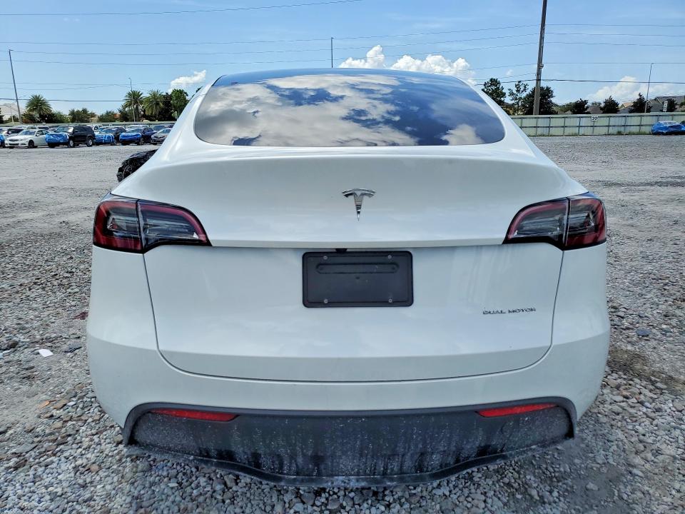 Photo 6 from auction – 2024 TESLA MODEL Y with VIN 7SAYGDEE8RA240261