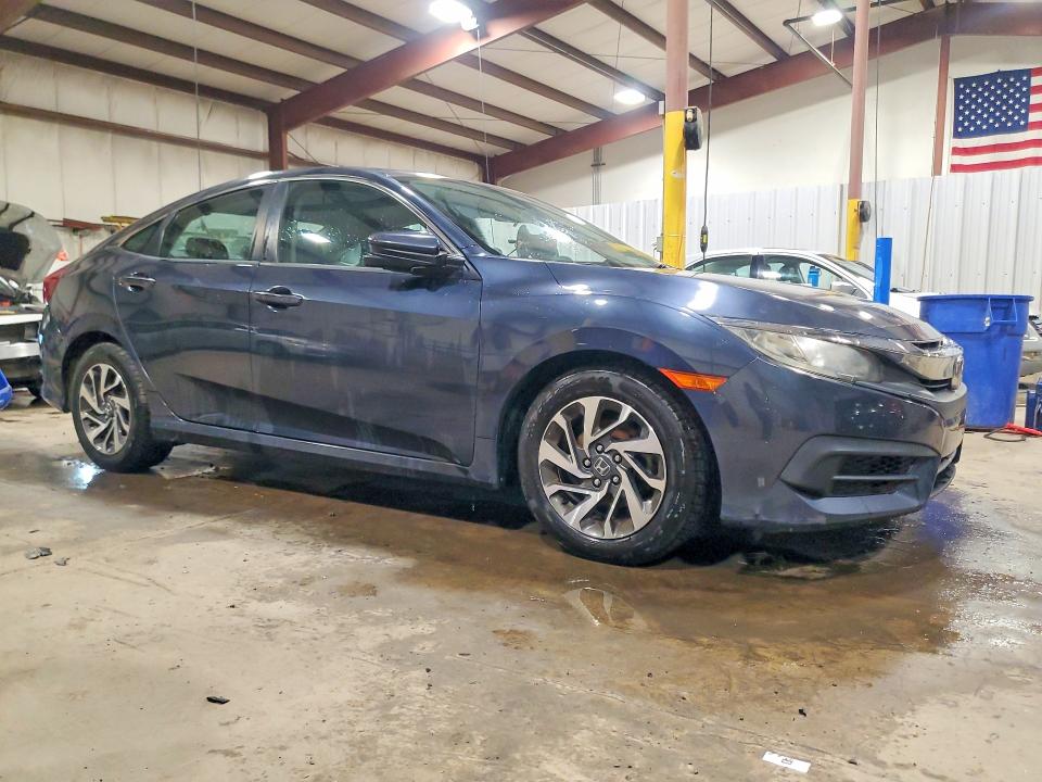 Photo 4 from auction – 2016 HONDA CIVIC with VIN 19XFC2F71GE229158