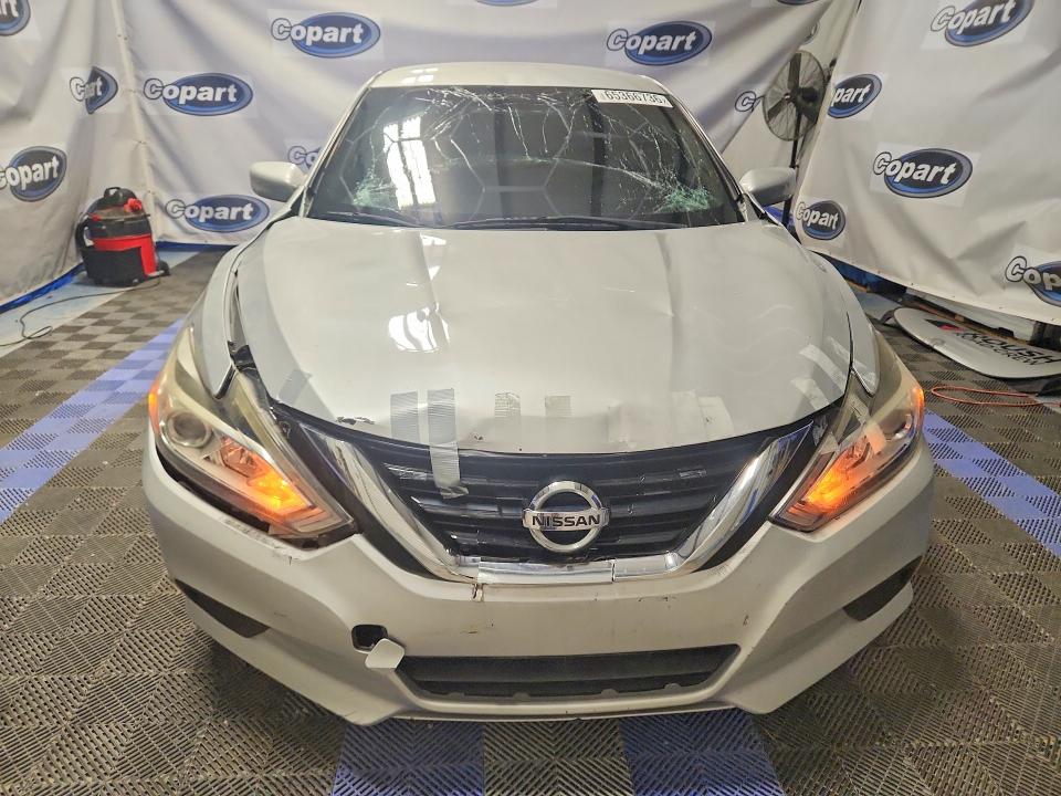 Photo 5 from auction – 2017 NISSAN ALTIMA with VIN 1N4AL3AP0HC268460