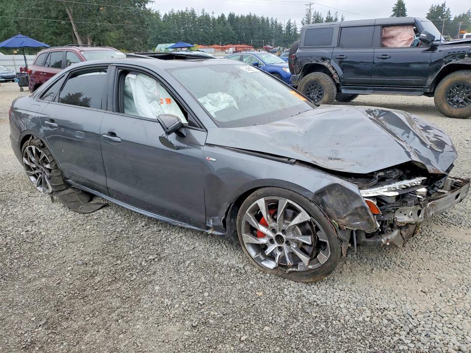 Снимка 4 от търг – 2020 AUDI A4 с VIN WAUENAF43LN014485