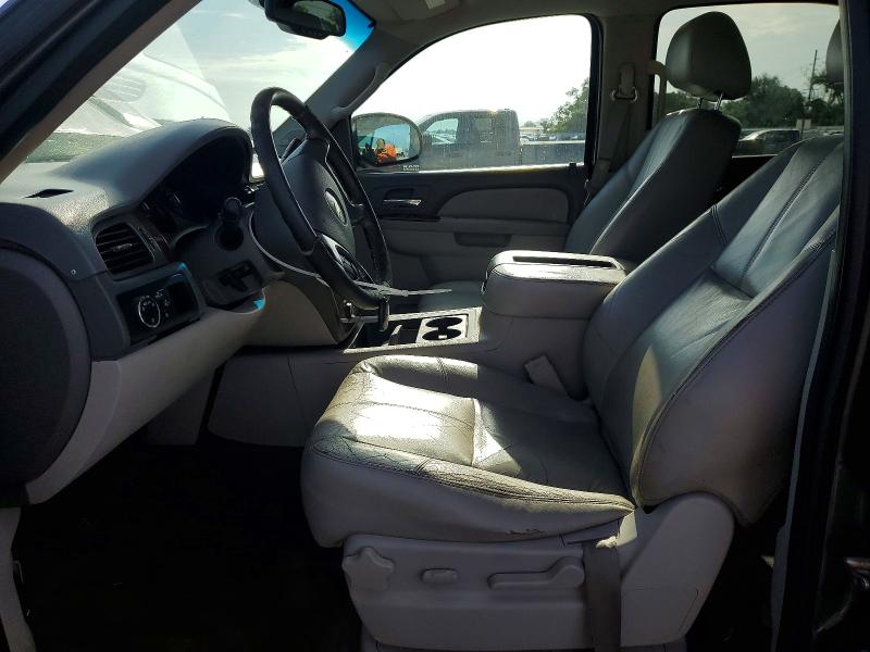 Zdjęcie 7 z aukcji – 2011 CHEVROLET TAHOE z VIN 1GNSCBE07BR180202