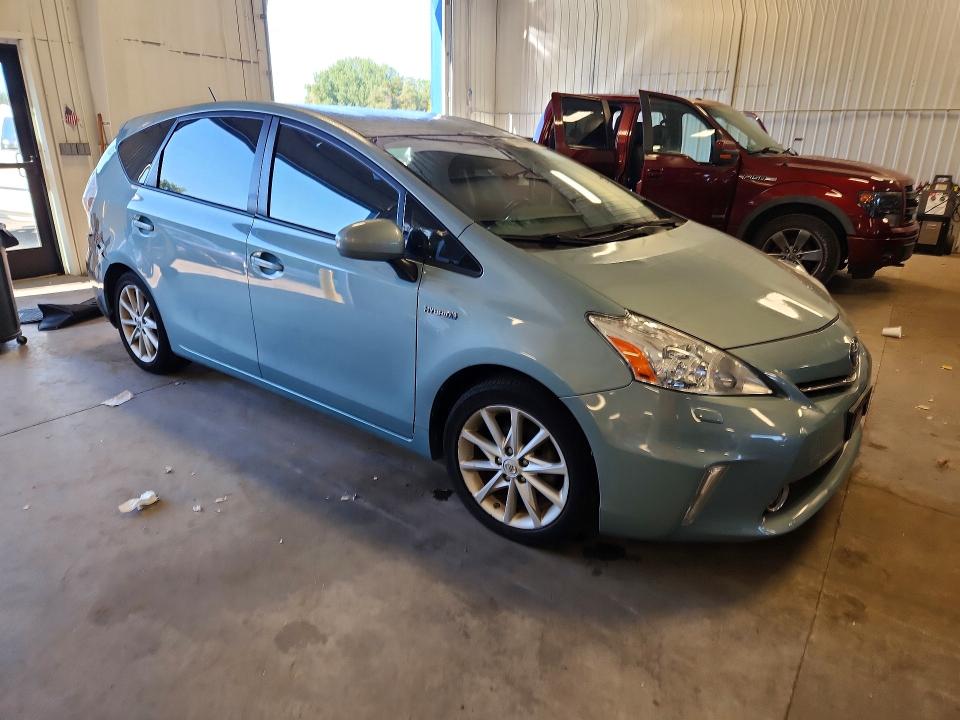 Photo 4 from auction – 2014 TOYOTA PRIUS V with VIN JTDZN3EU2EJ001478