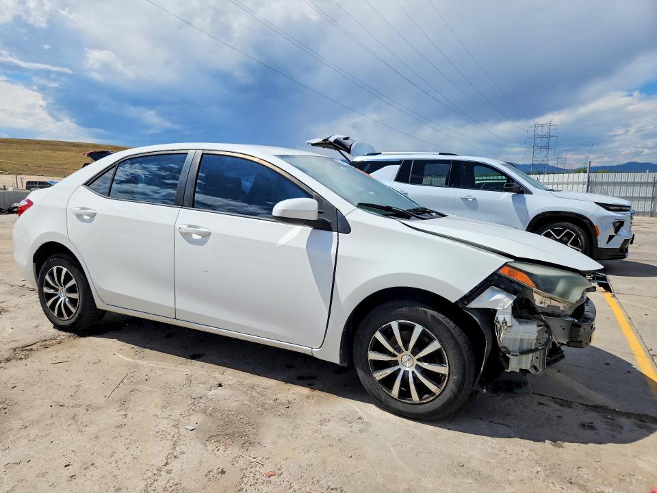 Photo 4 from auction – 2015 TOYOTA COROLLA with VIN 5YFBURHE9FP365535