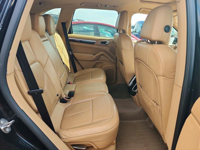 Photo 10 from auction – 2014 PORSCHE CAYENNE with VIN WP1AA2A21ELA07363
