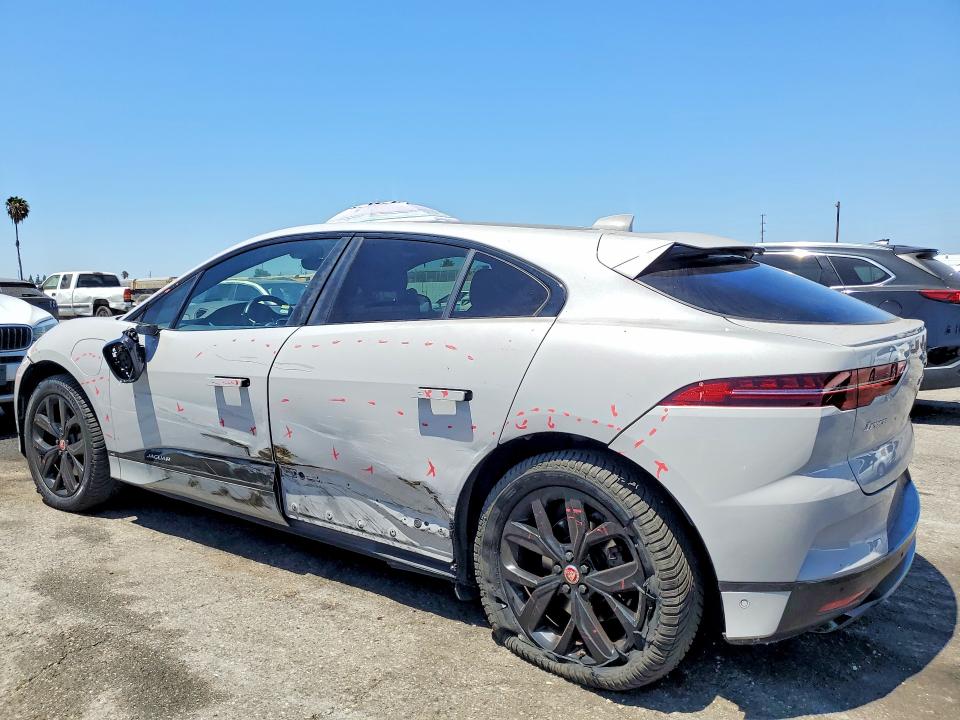 Photo 2 from auction – 2020 JAGUAR I-PACE with VIN SADHC2S16L1F80128