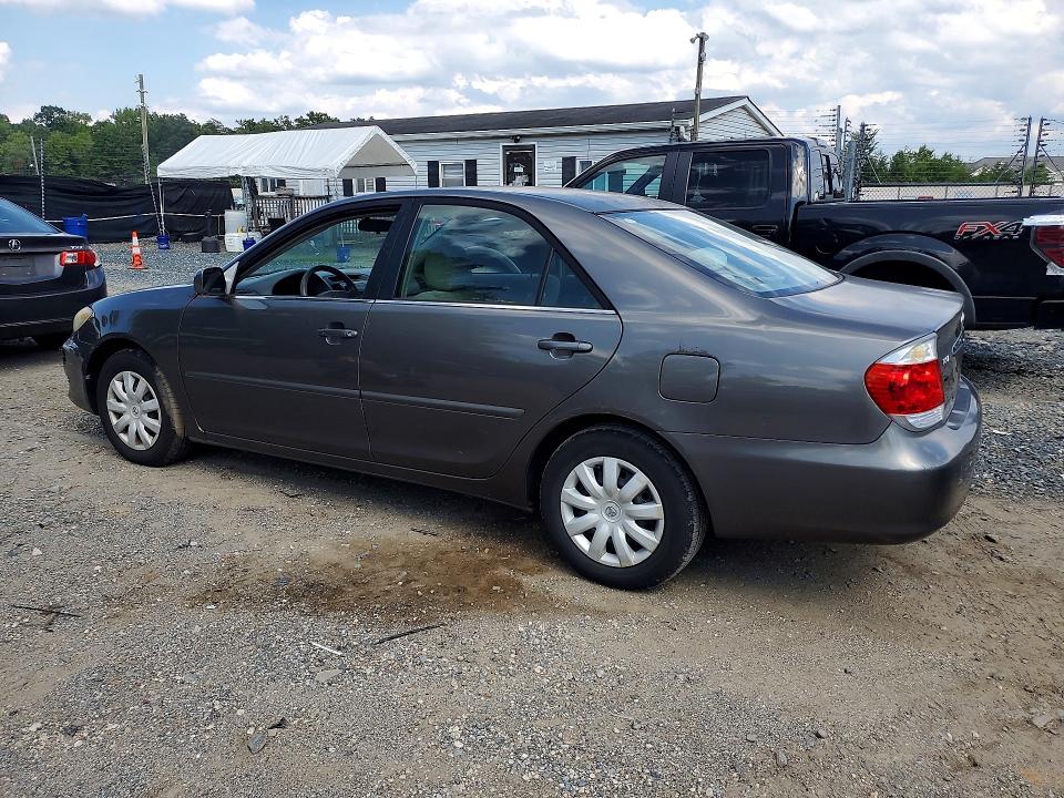 Photo 2 from auction – 2005 TOYOTA CAMRY with VIN 4T1BE30K15U515937