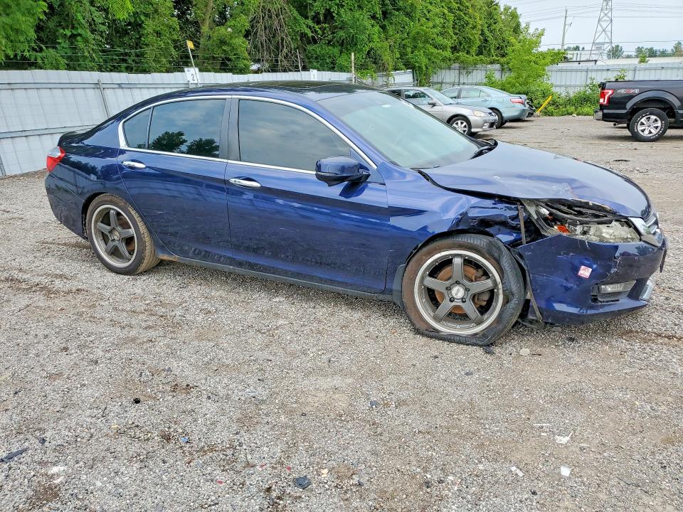 Photo 4 from auction – 2014 HONDA ACCORD with VIN 1HGCR2F94EA807659