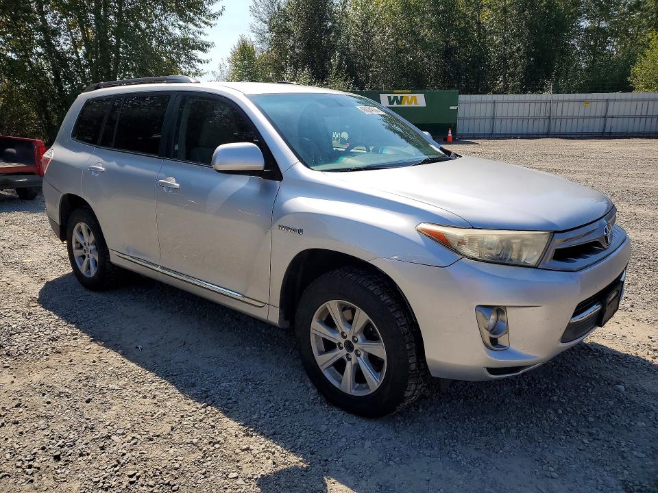 Photo 4 from auction – 2011 TOYOTA HIGHLANDER with VIN JTEBC3EH6B2001981