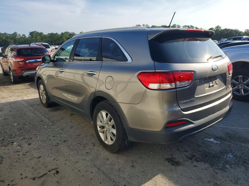 Photo 2 from auction – 2016 KIA SORENTO with VIN 5XYPG4A30GG104731