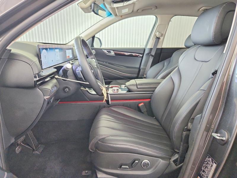 Photo 7 from auction – 2026 GENESIS GV80 with VIN KMUHFESB5TU324200