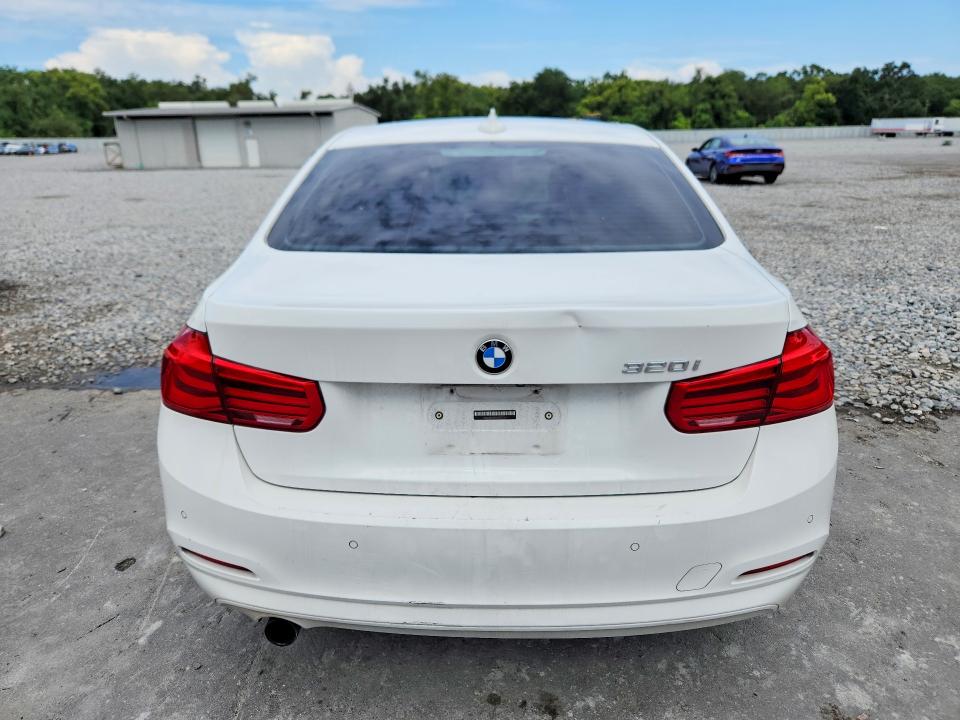 Photo 6 from auction – 2016 BMW 320 with VIN WBA8E1G52GNT37761