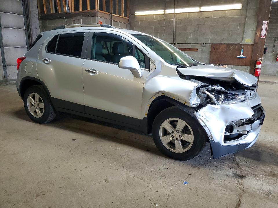 Photo 4 from auction – 2020 CHEVROLET TRAX with VIN KL7CJPSBXLB002541