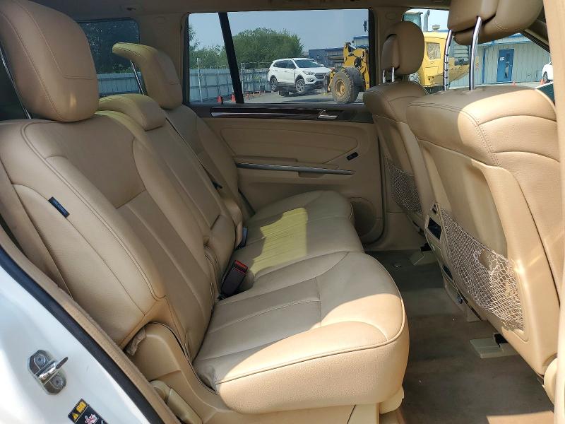 Photo 11 from auction – 2012 MERCEDES-BENZ GL with VIN 4JGBF7BE8CA784043
