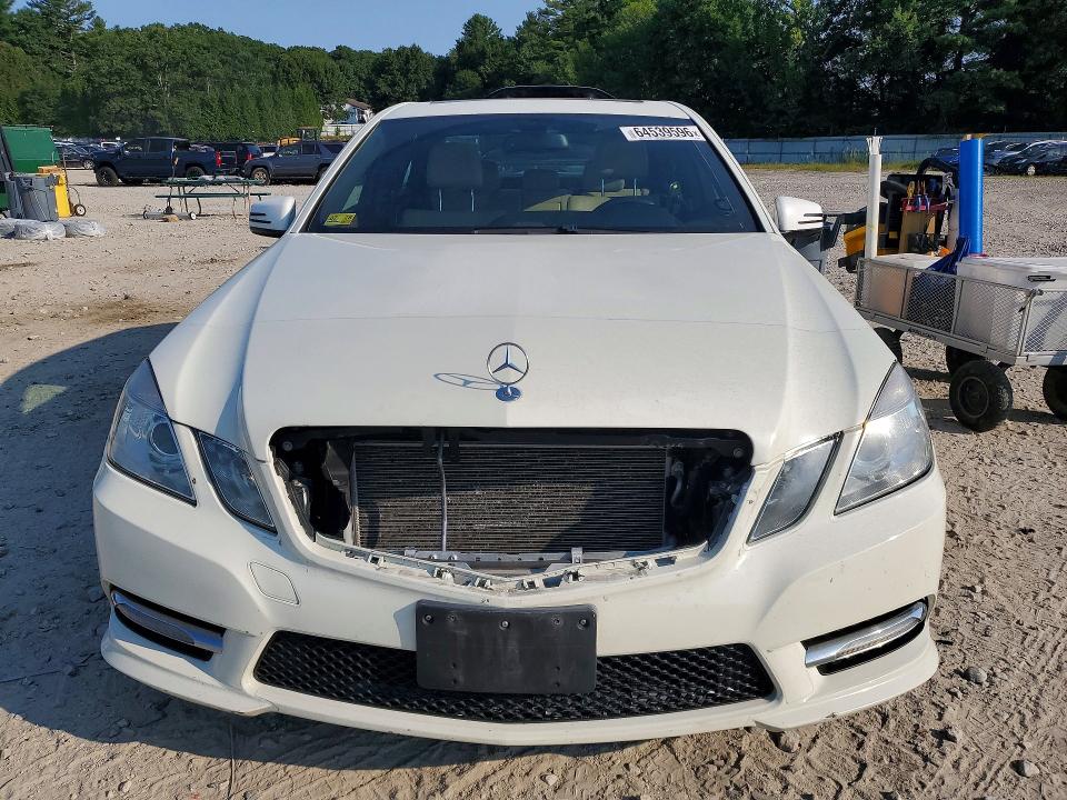 Photo 5 from auction – 2012 MERCEDES-BENZ E with VIN WDDHF8JB2CA564401
