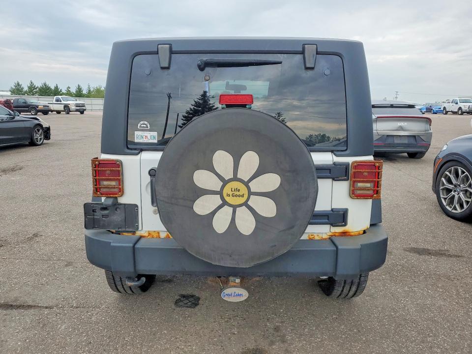 Photo 6 from auction – 2011 JEEP WRANGLER with VIN 1J4AA2D10BL636915