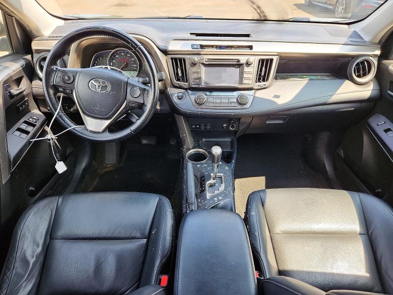 Photo 8 from auction – 2015 TOYOTA RAV4 with VIN JTMDFREV7FD172830