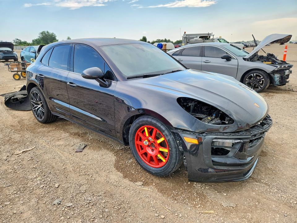Photo 4 from auction – 2023 PORSCHE MACAN with VIN WP1AG2A53PLB36118