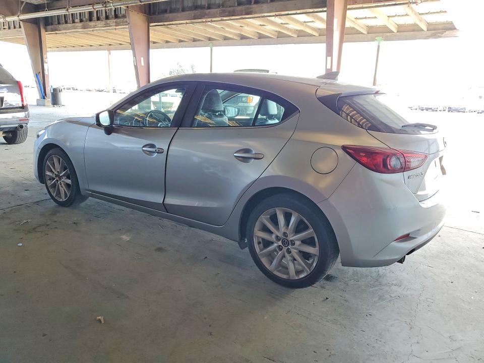 Photo 2 from auction – 2017 MAZDA 3 with VIN JM1BN1M30H1119869
