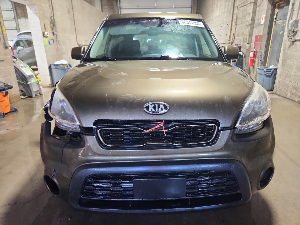 Photo 5 from auction – 2013 KIA SOUL with VIN KNDJT2A53D7490089