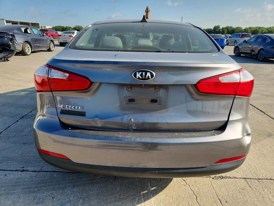 Photo 6 from auction – 2016 KIA FORTE with VIN KNAFX4A62G5571726