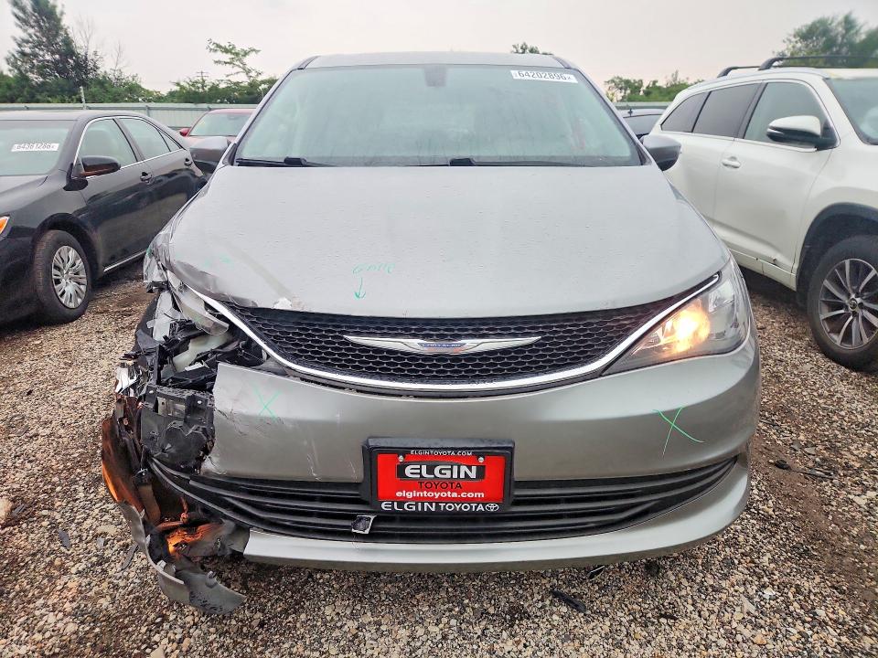 Photo 5 from auction – 2017 CHRYSLER PACIFICA with VIN 2C4RC1DG9HR502471