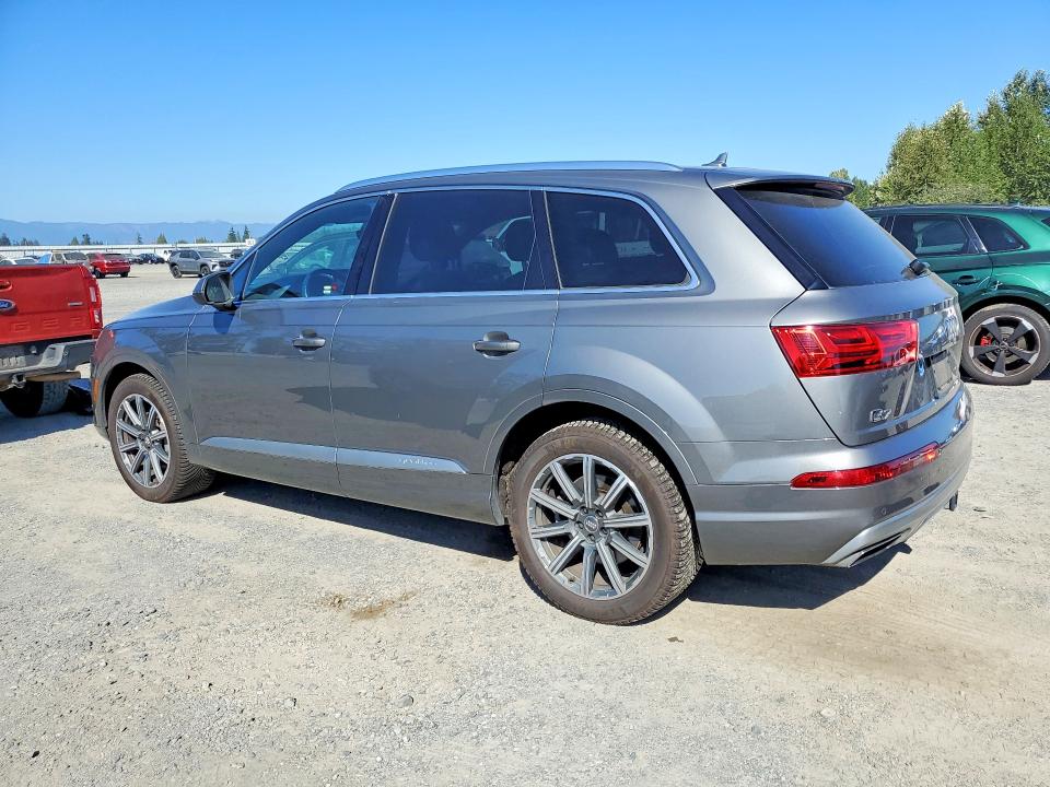 Photo 2 from auction – 2017 AUDI Q7 with VIN WA1LAAF79HD031346