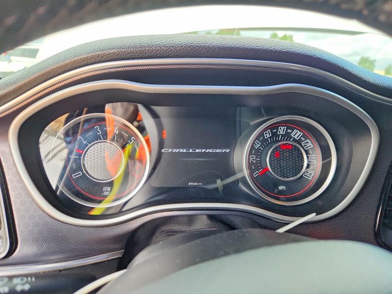 Photo 9 from auction – 2015 DODGE CHALLENGER with VIN 2C3CDZBTXFH758269