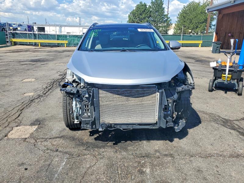 Photo 5 from auction – 2017 HYUNDAI SANTA FE with VIN KM8SRDHF5HU226971
