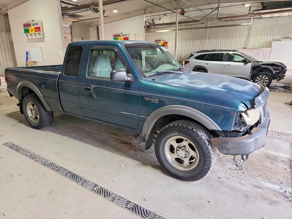 Photo 4 from auction – 1998 FORD RANGER with VIN 1FTZR15X1WTA59073