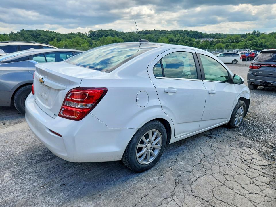 Photo 3 from auction – 2020 CHEVROLET SONIC with VIN 1G1JD5SB6L4100467