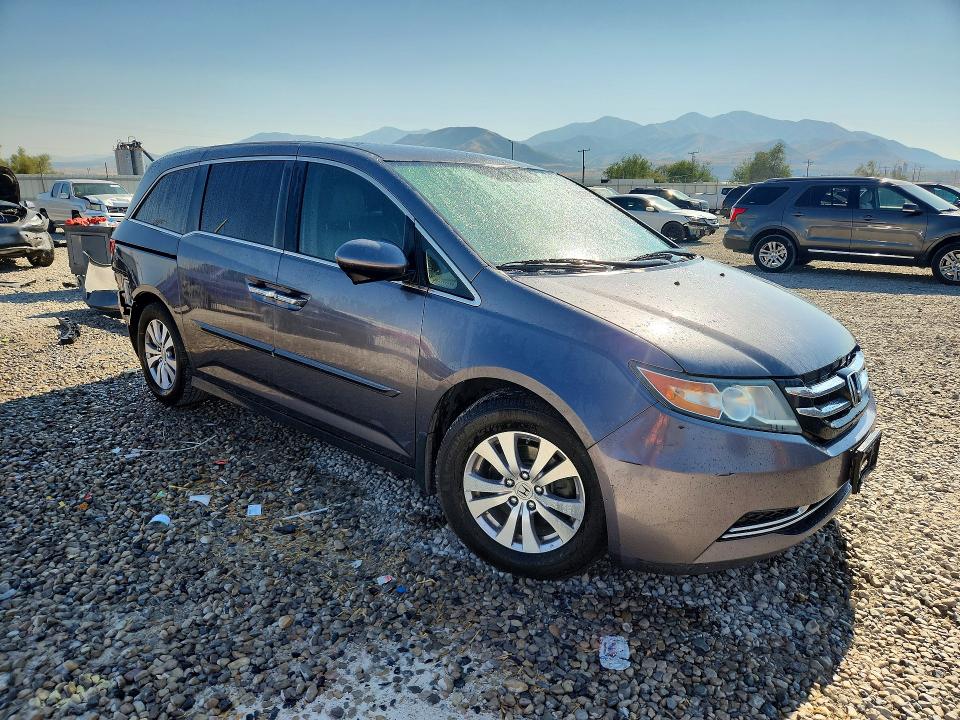 Photo 4 from auction – 2016 HONDA ODYSSEY with VIN 5FNRL5H35GB016796