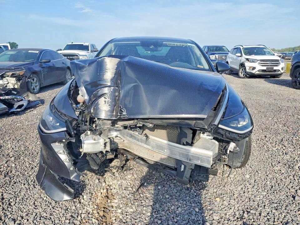 Photo 5 from auction – 2021 HYUNDAI SONATA with VIN 5NPEG4JA2MH109441