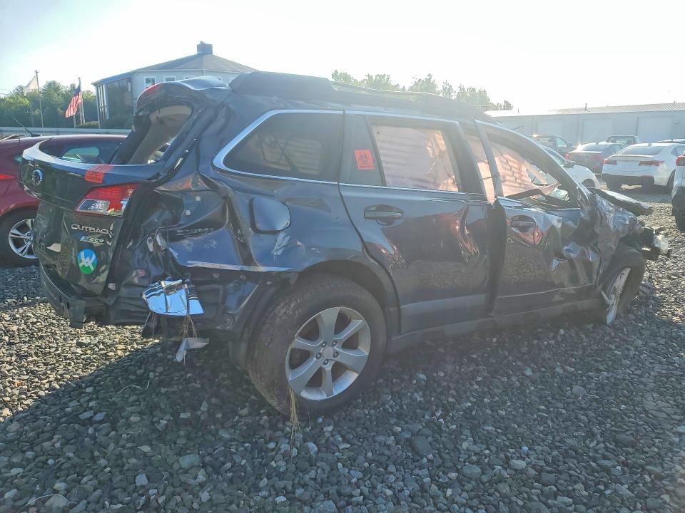 Снимка 3 от търг – 2014 SUBARU OUTBACK с VIN 4S4BRBDC0E3273374